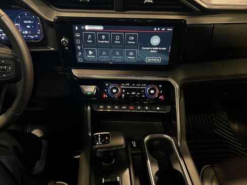 Used 2023 GMC Sierra 1500 Denali w/ Denali Reserve Package image 16