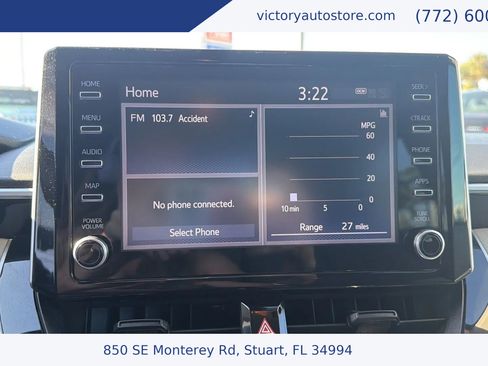 Used 2020 Toyota Corolla LE image 28