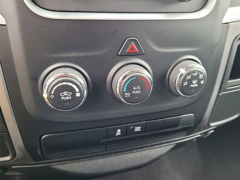 Used 2024 RAM 1500 Classic SLT image 18