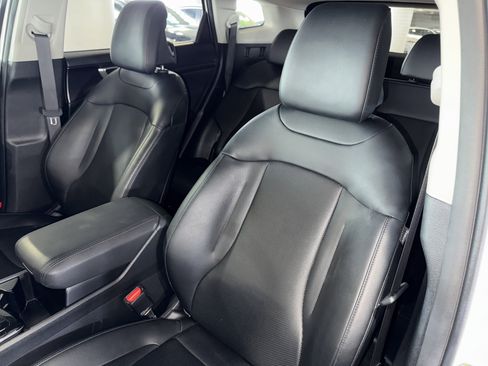 Used 2023 Kia Sportage EX FWD image 32