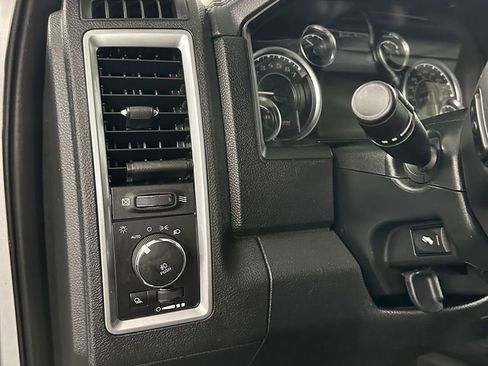 Used 2018 RAM 2500 Power Wagon w/ Leather & Luxury Group image 14