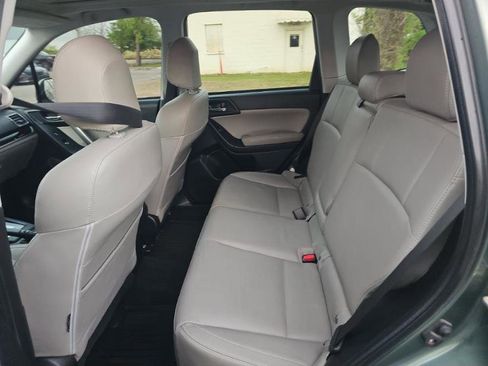 Used 2017 Subaru Forester 2.5i Limited w/ Popular Package #2 image 7