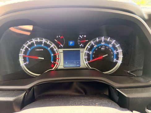 Used 2016 Toyota 4Runner 4WD image 22