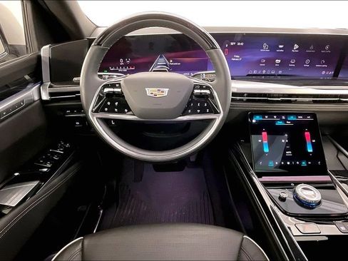 Used 2025 Cadillac Escalade Sport w/ Touring Package image 7