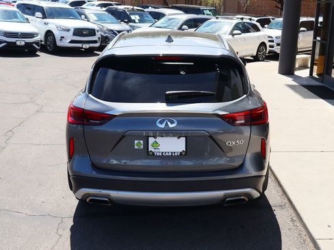 Used 2021 INFINITI QX50 Luxe image 10