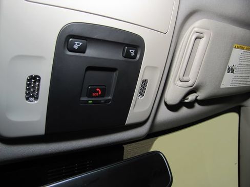 Used 2025 Toyota Camry LE w/ Convenience Package FWD image 8