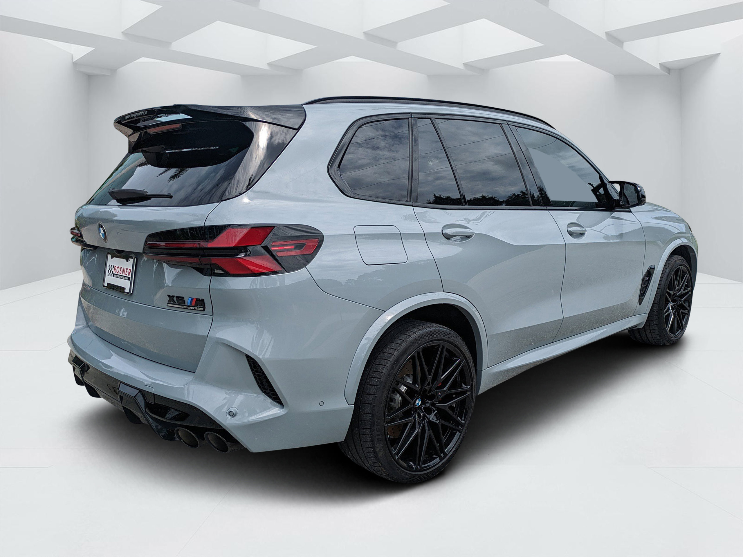Used 2024 BMW X5 M Competition AWD/4WD image 3