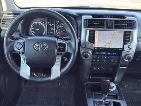 Used 2023 Toyota 4Runner Limited image 20