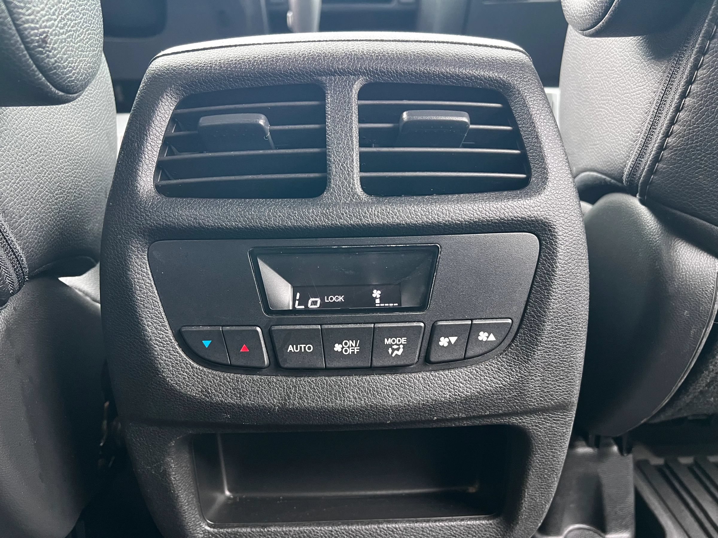 Used 2018 Honda Pilot EX-L image 31