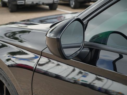 Used 2023 Honda Civic Sport image 9