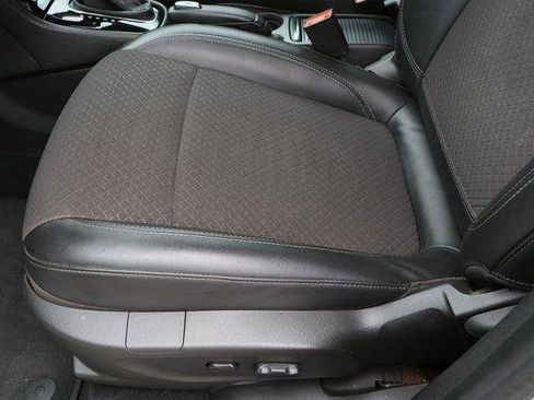 Used 2019 Buick Encore Preferred image 19