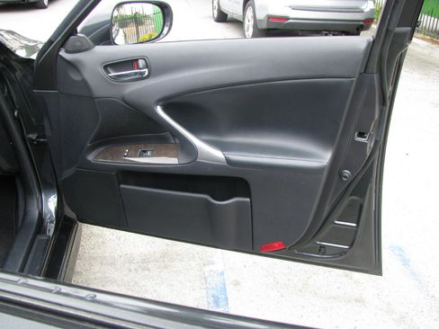 Used 2009 Lexus IS 250 RWD image 13