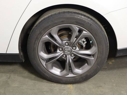 Used 2024 Honda Accord EX image 35
