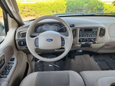 Used 2002 Ford F150 King Ranch RWD image 21