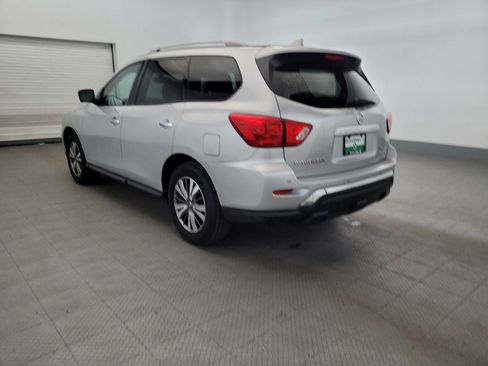 Used 2020 Nissan Pathfinder SL AWD/4WD image 5