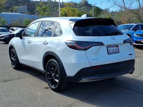 Certified 2023 Honda HR-V Sport image 7