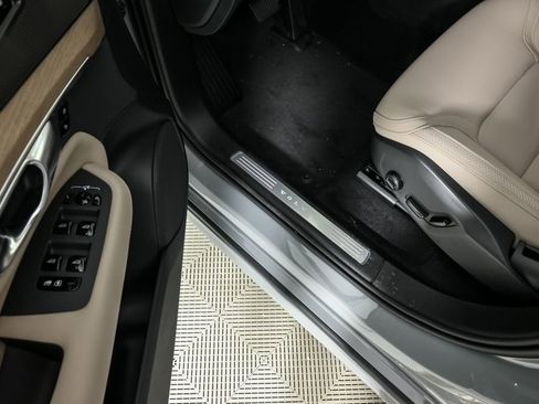 Certified 2026 Volvo XC90 B6 Plus w/ Protection Package Premier AWD/4WD image 10