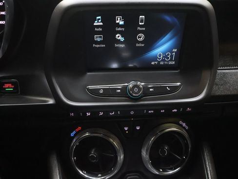 Used 2017 Chevrolet Camaro LT image 19