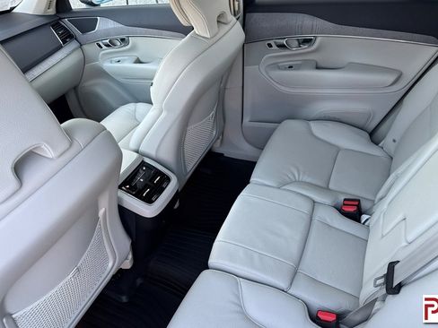 Used 2025 Volvo XC90 B6 Plus w/ Protection Package Premier image 13