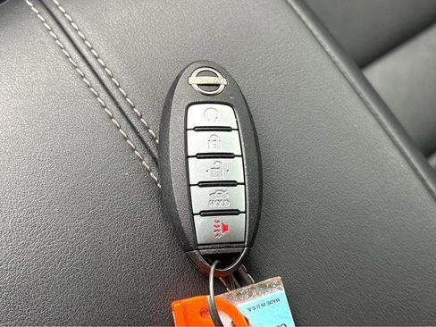Used 2024 Nissan Altima 2.5 SL FWD image 39