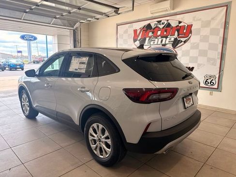 New 2026 Ford Escape Active w/ Active Premium Tech Pack AWD/4WD image 4
