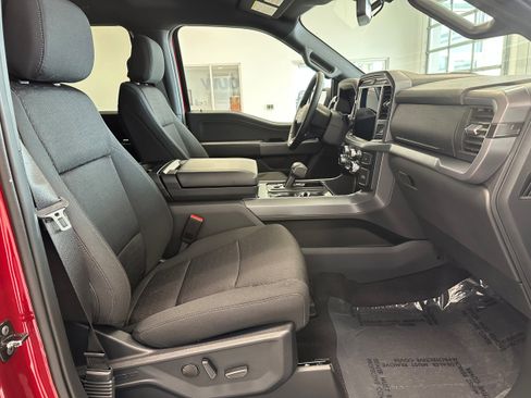 New 2026 Ford F150 XLT w/ Equipment Group 302A MID image 39