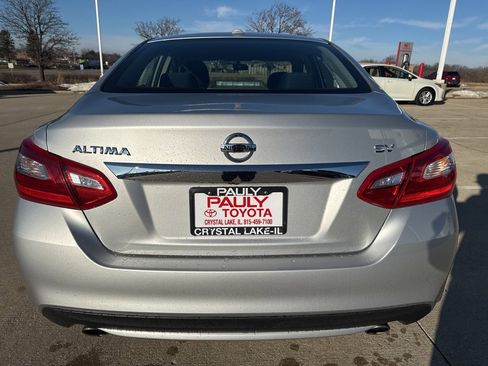 Used 2017 Nissan Altima 2.5 SV image 4