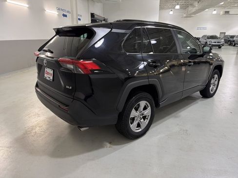 Used 2024 Toyota RAV4 XLE FWD image 9