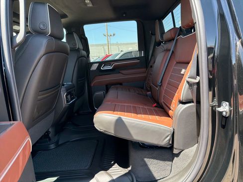 New 2026 GMC Sierra 2500 Denali Ultimate AWD/4WD image 12
