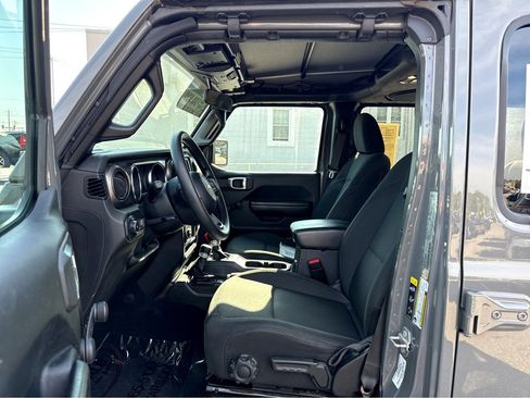 Certified 2020 Jeep Wrangler Unlimited Sport image 11