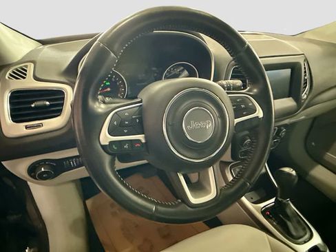 Used 2019 Jeep Compass Latitude w/ Popular Equipment Group image 12