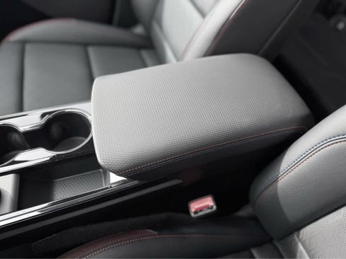 New 2026 Chevrolet Equinox RS w/ Convenience Package III image 32