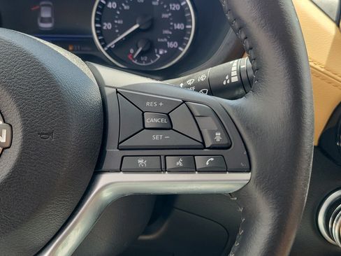 Used 2024 Nissan Sentra SV w/ SV Premium Package FWD image 27
