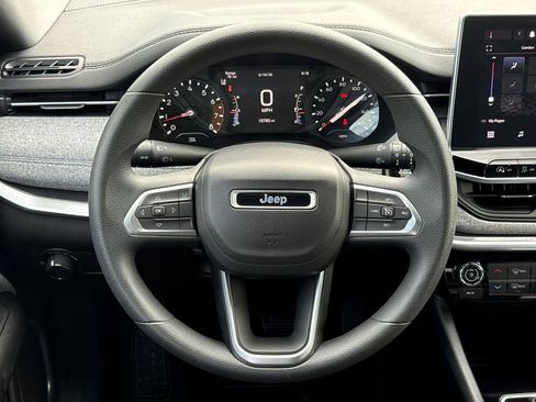 Used 2024 Jeep Compass Sport AWD/4WD image 14