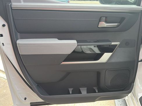 New 2026 Toyota Tundra Limited AWD/4WD image 9