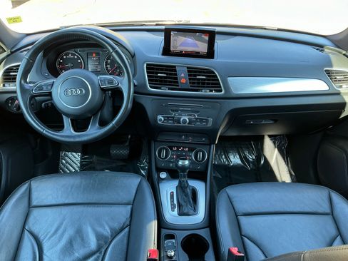 Used 2018 Audi Q3 2.0T Premium w/ Convenience Package image 16