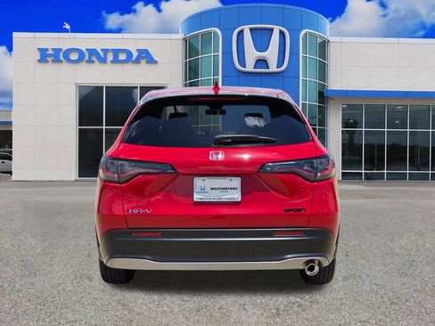 Used 2025 Honda HR-V Sport image 4