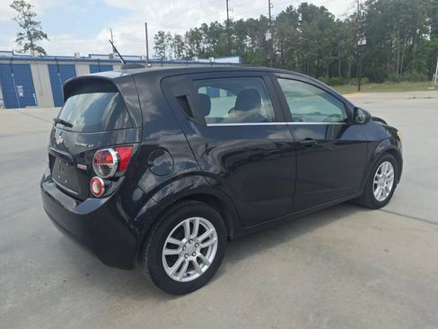 Used 2015 Chevrolet Sonic LT w/ Fun and Sun Package image 16