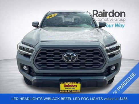 Used 2023 Toyota Tacoma TRD Off-Road w/ Black Out Package (TMS) AWD/4WD image 2