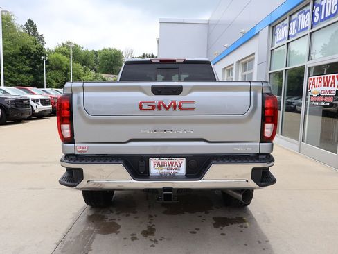 New 2026 GMC Sierra 2500 SLE w/ Max Trailering Package AWD/4WD image 9