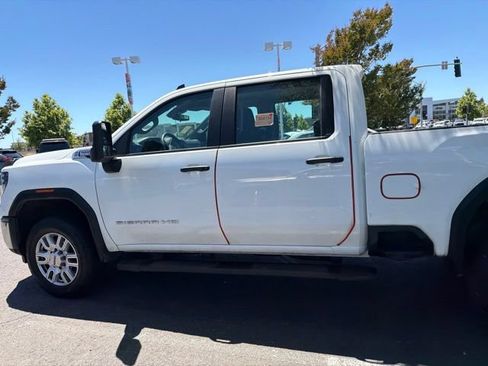 Used 2024 GMC Sierra 2500 Pro AWD/4WD image 16