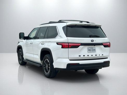 Used 2024 Toyota Sequoia SR5 w/ SR5 Premium Package AWD/4WD image 7