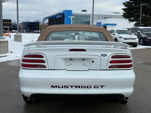 Used 1995 Ford Mustang GT image 4
