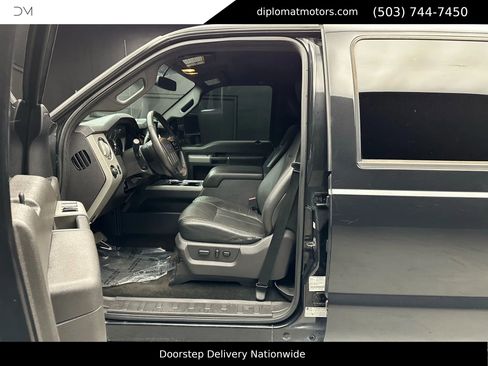 Used 2013 Ford F250 Lariat w/ Lariat Interior Pkg image 14
