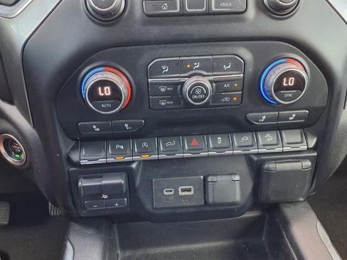 Used 2021 Chevrolet Silverado 1500 LT Trail Boss w/ Convenience Package II image 39