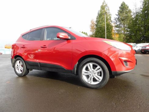 Used 2011 Hyundai Tucson GLS image 1