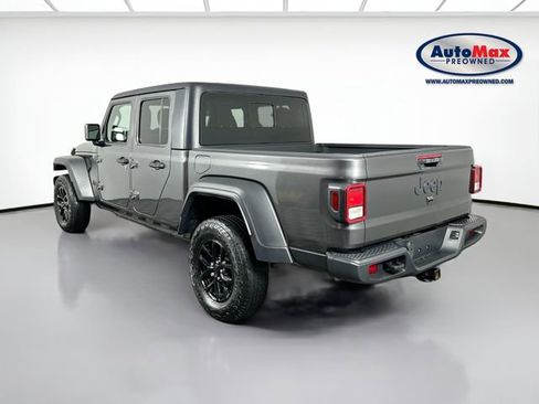 Used 2021 Jeep Gladiator Sport image 5