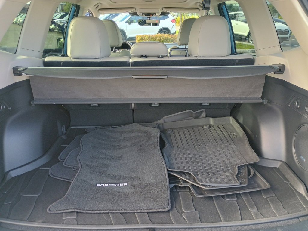 Certified 2023 Subaru Forester Limited AWD/4WD image 18