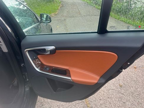 Used 2012 Volvo S60 T5 FWD image 21