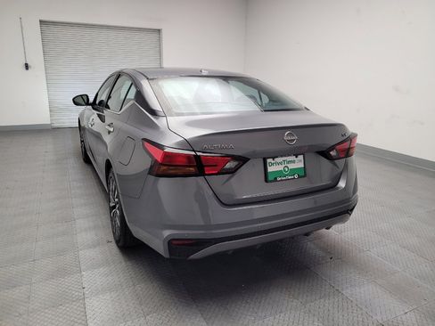 Used 2023 Nissan Altima 2.5 SV image 6